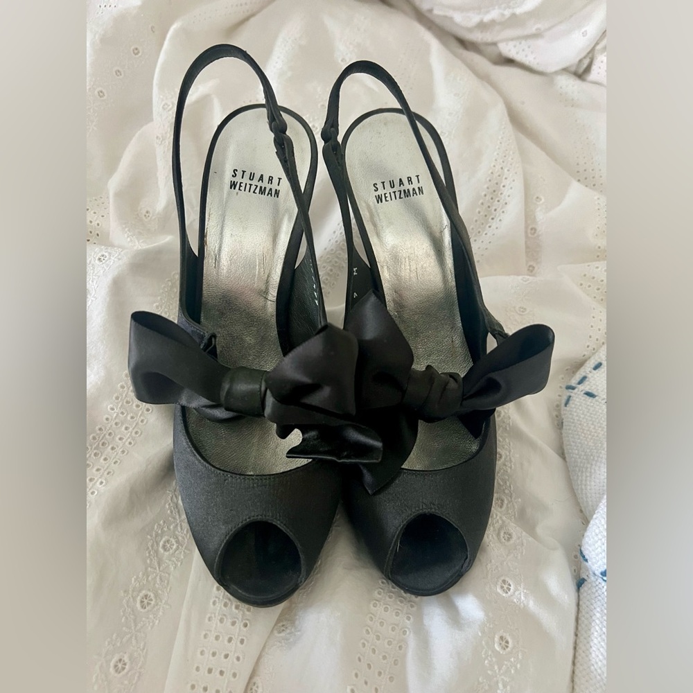 NWOT Stuart Weitzman Black Peep-Toe Heels with Bow
